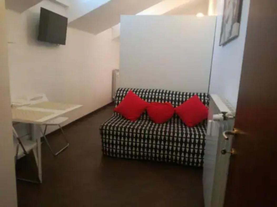 Romantica Mansarda 15 Min Dal Centro - Lome 844 Milan Exterior photo